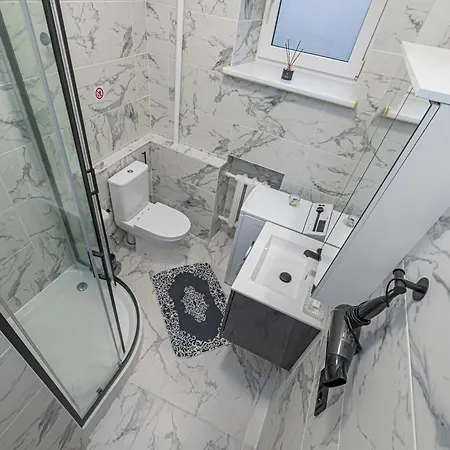 The Comfort #1 By Polo Apartment