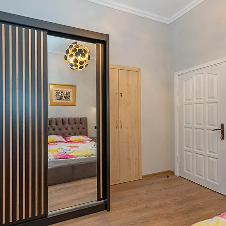 The Comfort #1 By Polo Apartment *